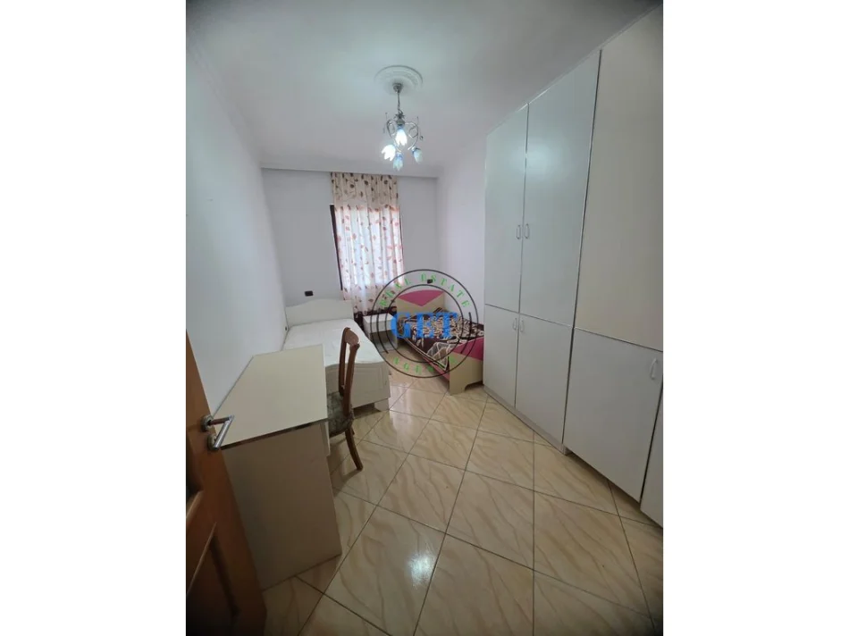 Durres, jepet me qera apartament 2+1 Kati 2, 100 m² 350 € (Vala Park)