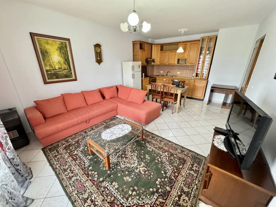 Tirane, jepet me qera 1+1+Ballkon Kati 11, 68 m² 450 € (Prane Kompleksit Square 21)