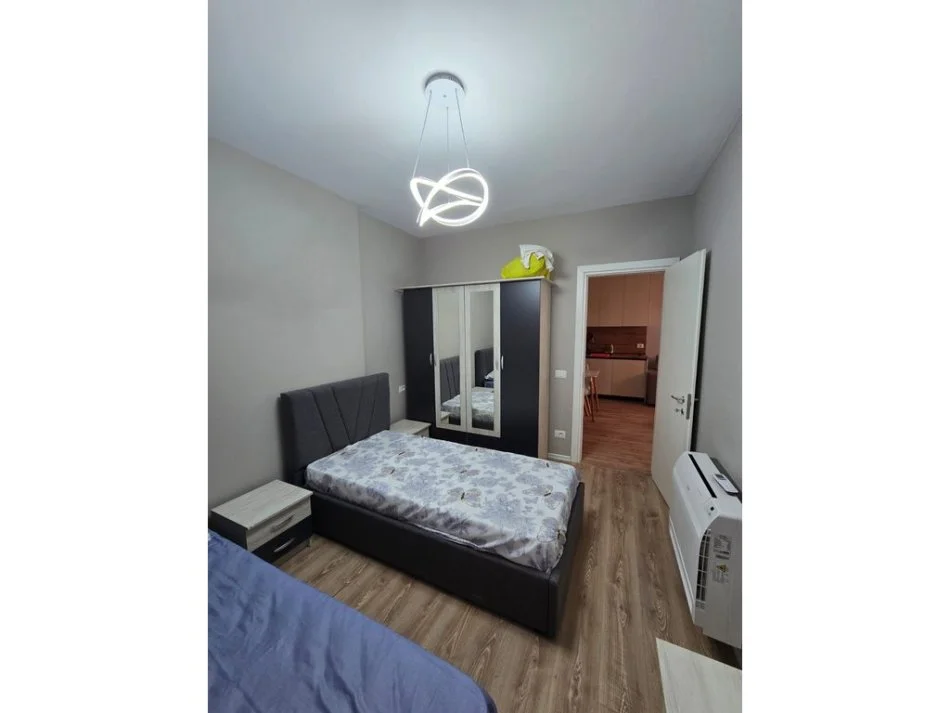 Tirane, jepet me qera apartament 2+1 Kati 2, 84 m² 500 € (Rezidenca Univers City, pranë QTU)