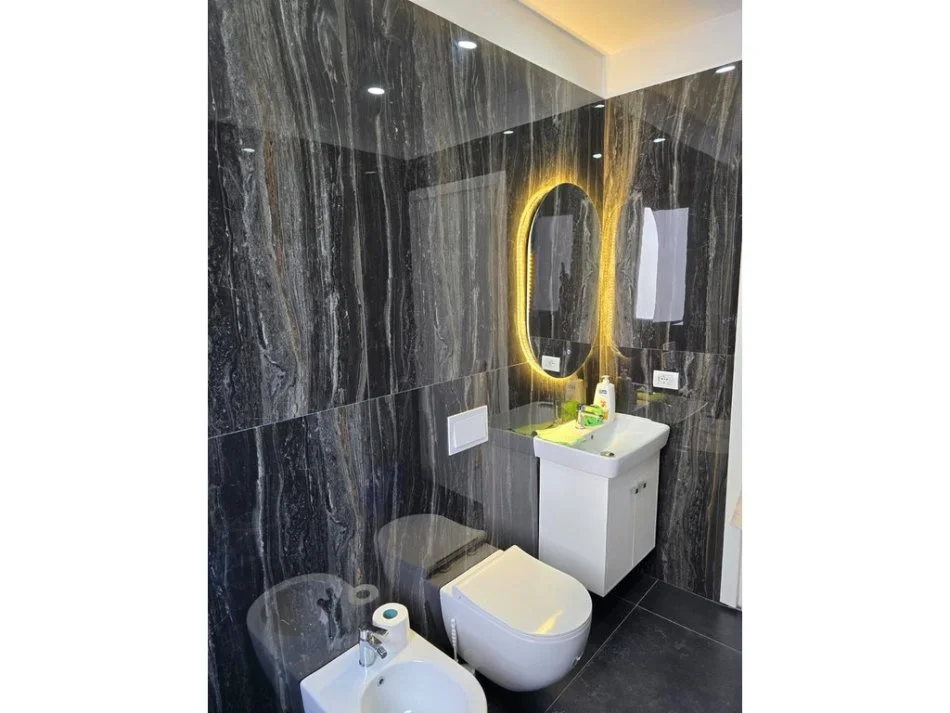 Tirane, jepet me qera apartament 2+1 Kati 2, 84 m² 500 € (Rezidenca Univers City, pranë QTU)