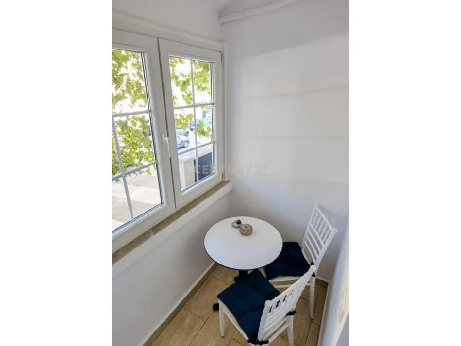 Tirane, jepet me qera apartament 1+1 Kati 2, 43 m² 600 € (21 DHJETORI)