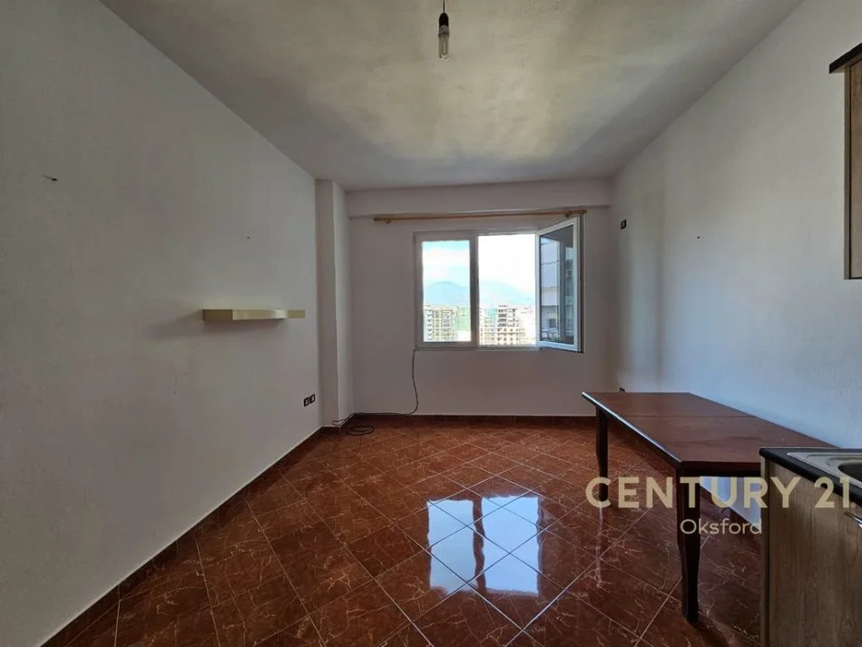 Tirane, jap me qera apartament 2+1 Kati 7, 84 m² 350 € 