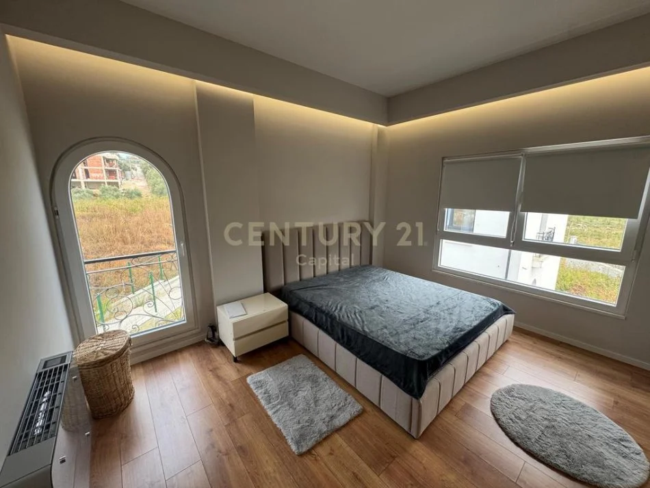 Shqiperi, jepet me qera Vile 2 Katshe Kati 2, 308 m² 3.500 € 