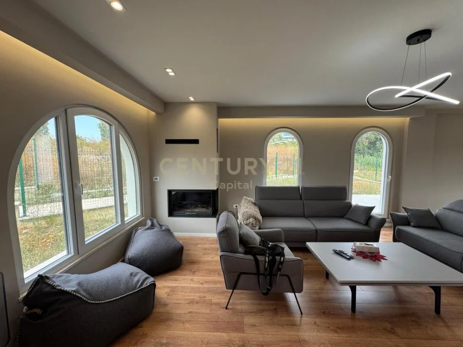 Shqiperi, jepet me qera Vile 2 Katshe Kati 2, 308 m² 3.500 € 