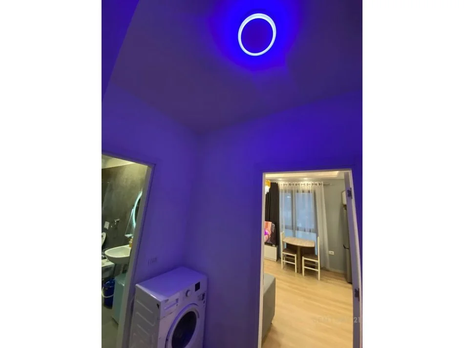 Tirane, jepet me qera apartament 2+1+Ballkon Kati 9, 70 m² 650 € (IRG121510)