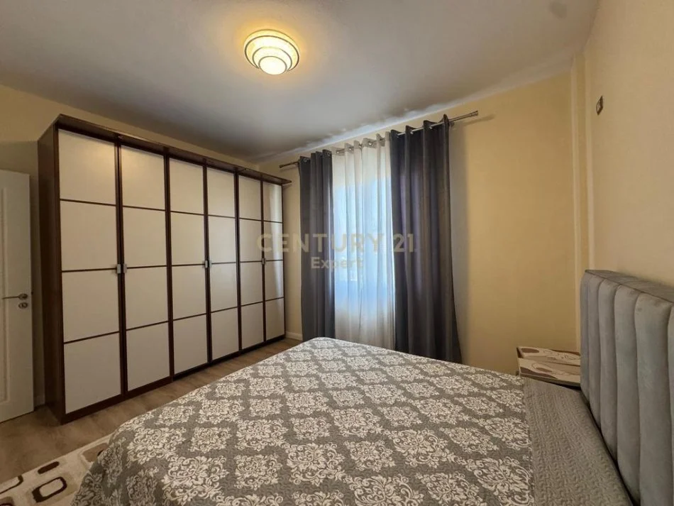 Tirane, jepet me qera apartament 2+1 Kati 1, 96 m² 600 € (expert121630)