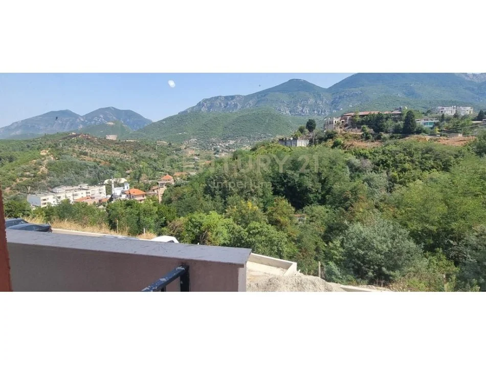 Tirane, jepet me qera apartament 2+1 Kati 1, 105 m² 500 € 