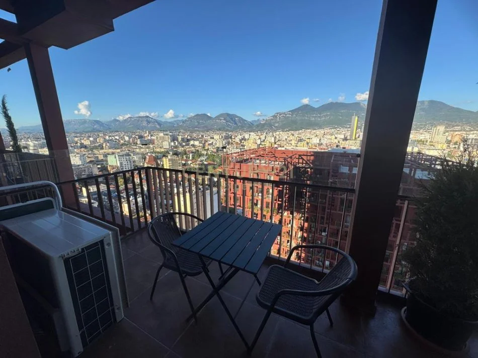 Tirane, jepet me qera apartament 2+1 Kati 19, 110 m² 1.500 € (Garden building)