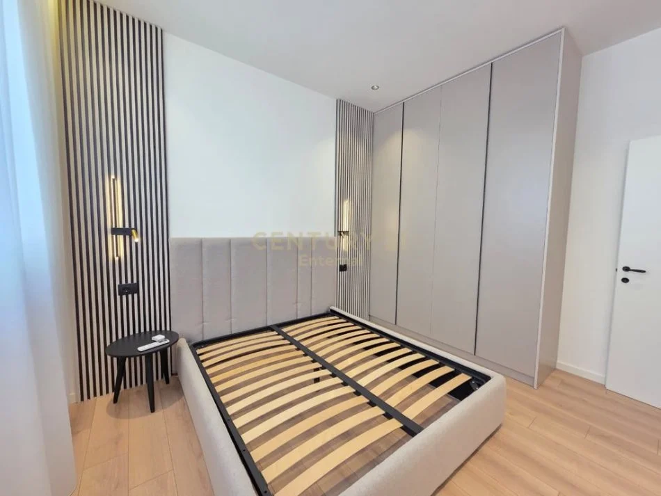 Tirane, shitet apartament duplex 1+1 , 58 m² 128.500 € 