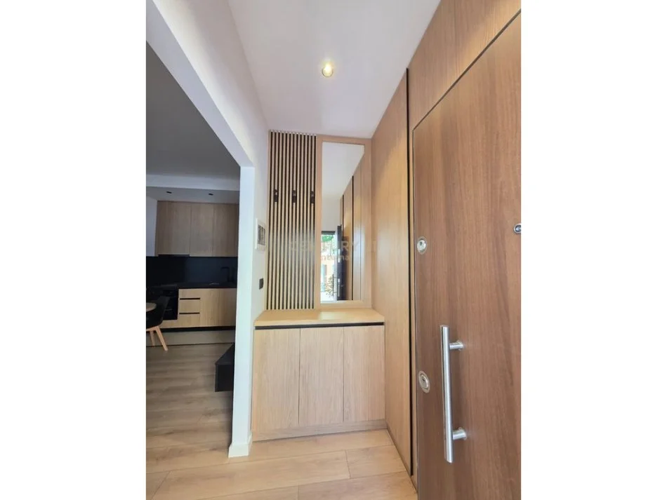 Tirane, shitet apartament duplex 1+1 , 58 m² 128.500 € 