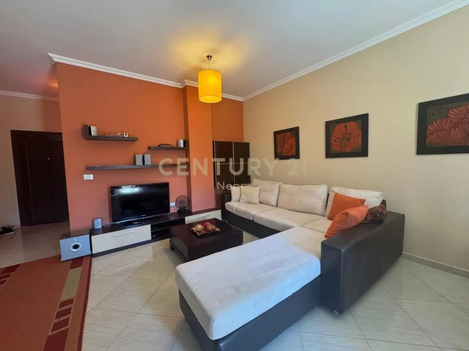 Tirane, jepet me qera apartament 1+1 Kati 4, 59 m² 550 € 