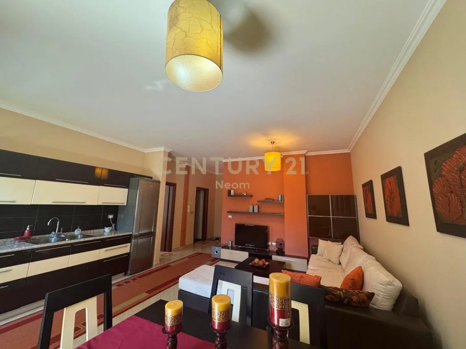 Tirane, jepet me qera apartament 1+1 Kati 4, 59 m² 550 € 