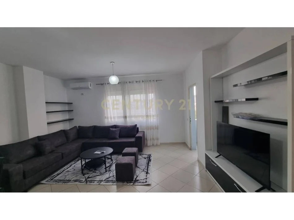 Tirane, jepet me qera apartament 1+1+Ballkon Kati 9, 77 m² 550 € 