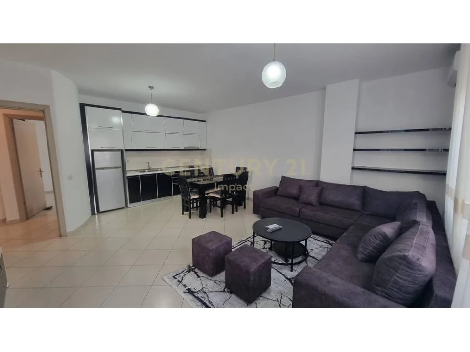 Tirane, jepet me qera apartament 1+1+Ballkon Kati 9, 77 m² 550 € 