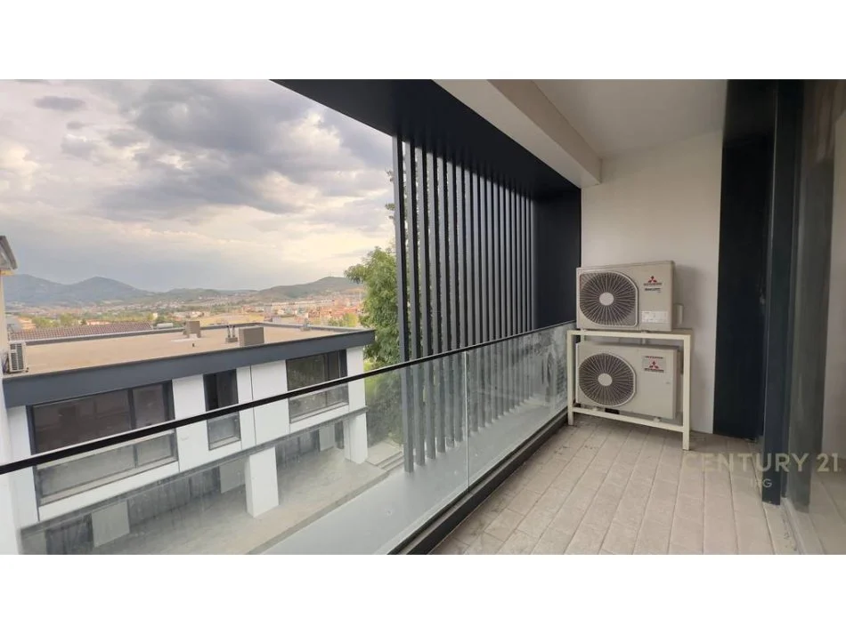 Tirane, shitet apartament 3+1 Kati 2, 153 m² 360.000 € 