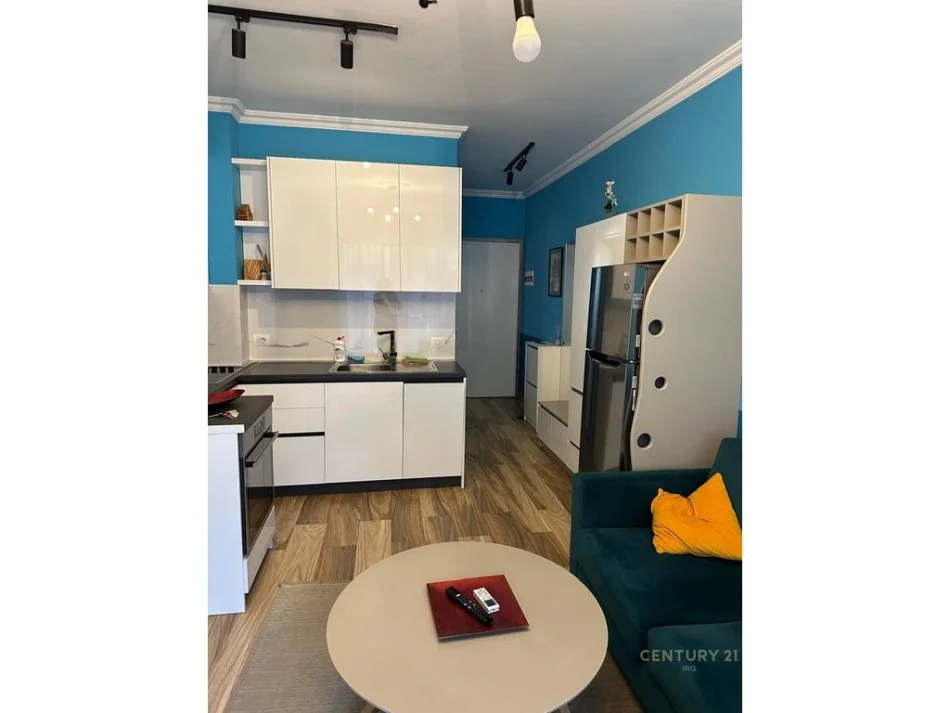 Tirane, jepet me qera apartament 2+1 Kati 2, 100 m² 700 € (rruga Forsina Plaku)