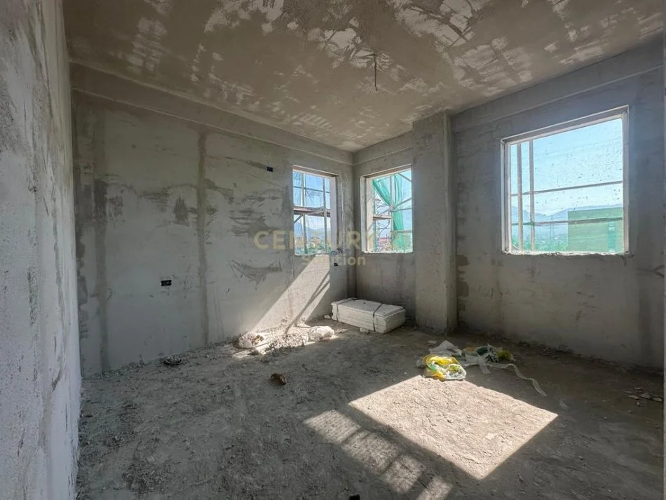 Tirane, shitet apartament 2+1 Kati 6, 91 m² 90.000 € PASKUQAN