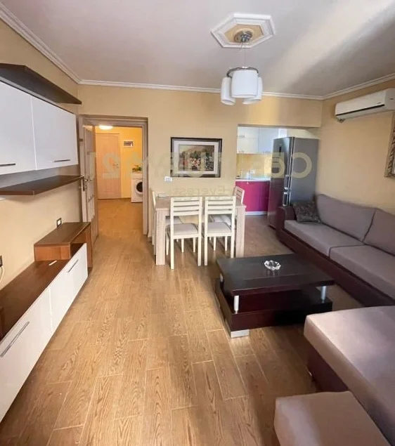 Tirane, jepet me qera apartament 1+1 Kati 2, 55 m² 400 € 