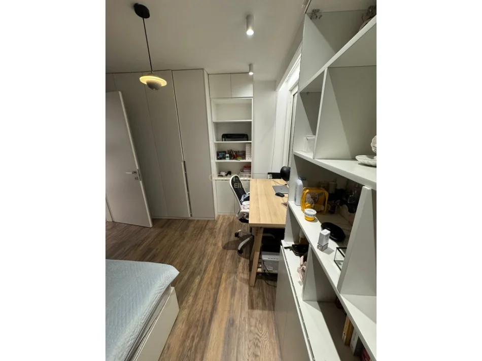 Tirane, shitet apartament 2+1+Ballkon Kati 1, 76 m² 202.500 € (brryli)