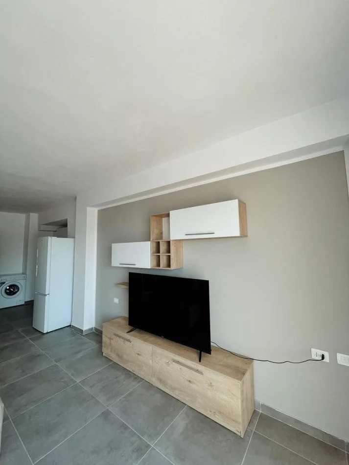 Golem afer Porto Kavalja, shitet apartament 1+1+Ballkon Kati 4, 82 m² 155.000 €
