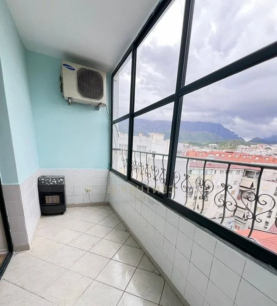 Tirane, jepet me qera apartament 1+1 Kati 7, 70 m² 400 € 