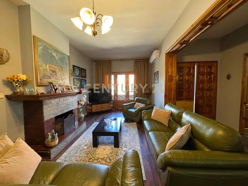 Tirane, shitet shtepi 3 Katshe Kati 0, 112 m² 545.000 € (Neom122242)