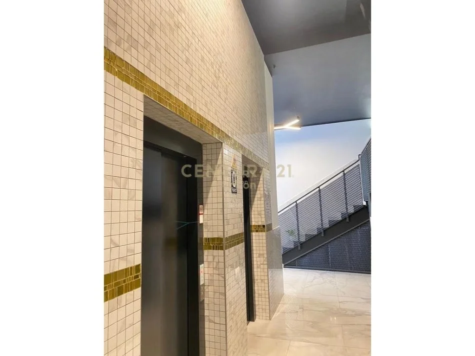 Tirane, jepet me qera apartament 1+1 Kati 7, 58 m² 1.000 € (te Ish Shushica)