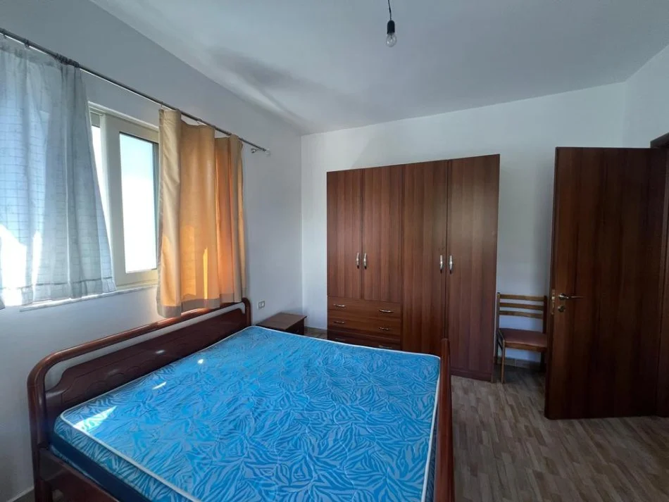 Tirane, jepet me qera apartament 2+1 Kati 1, 112 m² 400 € (Kodra e Priftit)