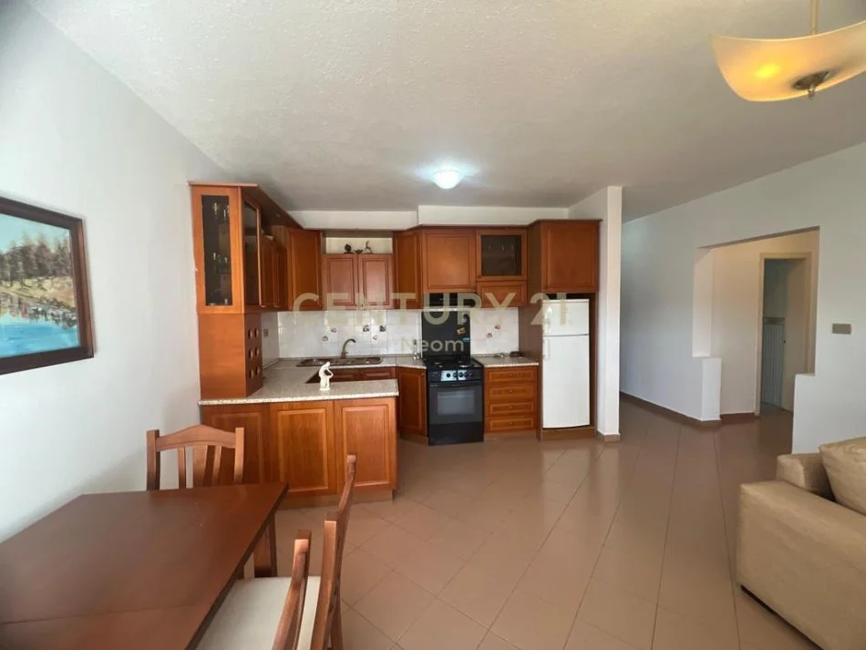 Tirane, jepet me qera apartament 2+1+Aneks+Ballkon Kati 6, 102 m² 700 € (Neom122453)