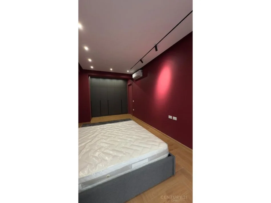 Tirane, jepet me qera apartament 1+1 Kati 2, (Kodra e Diellit)