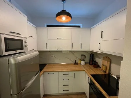 Tirane, jepet me qera Vile 2+1+Aneks+Ballkon Kati 0, 127 m² 1.200 € (Prane shkolles Misto Mame)