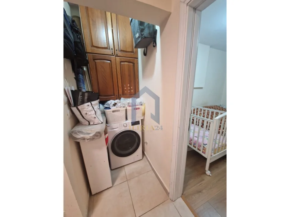 Tirane, shitet apartament 1+1+Ballkon Kati 4, 49 m² 125.000 € (Apartament 1+1 per shitje tek Harry Fultz)