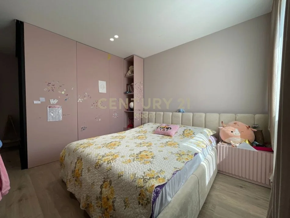 Tirane, shitet apartament 3+1+Aneks+Ballkon Kati 3, 165 m² 355.000 € (Neom122529)