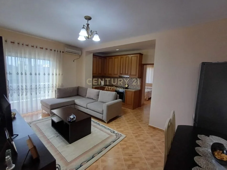 Tirane, jepet me qera apartament 2+1 Kati 4, 71 m² 600 € (Mtaerniteti i Ri)
