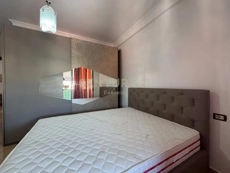 Tirane, jepet me qera apartament 2+1 Kati 6, 90 m² 400 € (Restorant Deliu,Fresk)