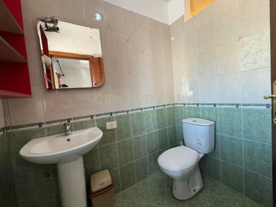 Tirane, jepet me qera apartament 2+1 Kati 6, 90 m² 400 € (Restorant Deliu,Fresk)