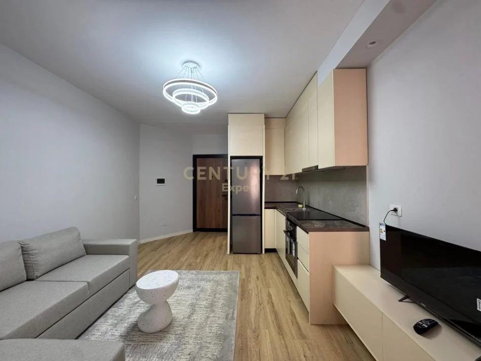 Tirane, jepet me qera apartament 1+1 Kati 3, 55 m² 430 € (Yzberisht)