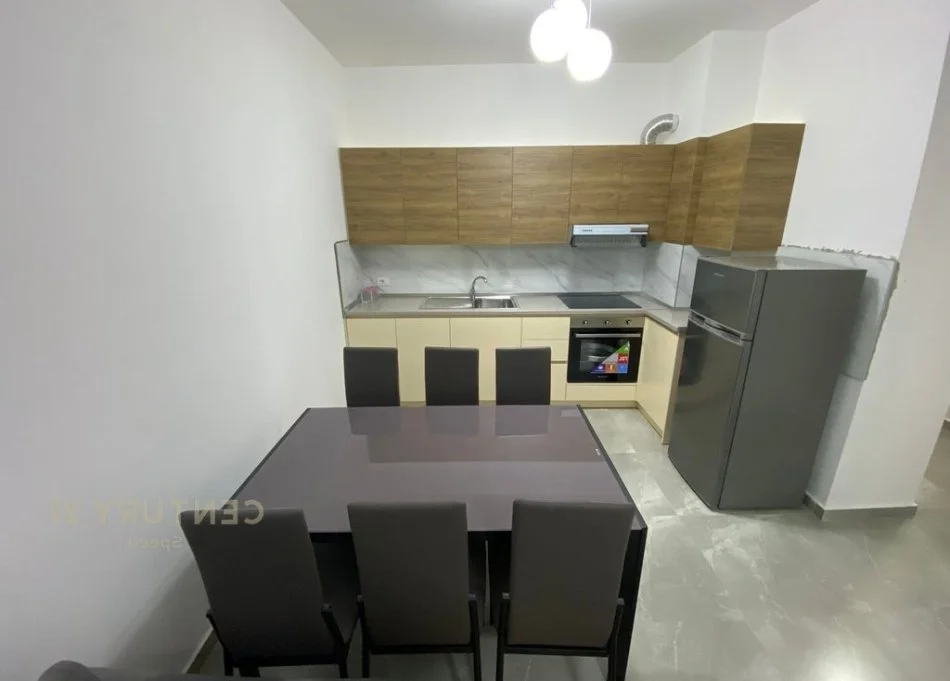 Tirane, jepet me qera apartament 1+1 Kati 4, 60 m² 450 € (Kompleksi ASL)