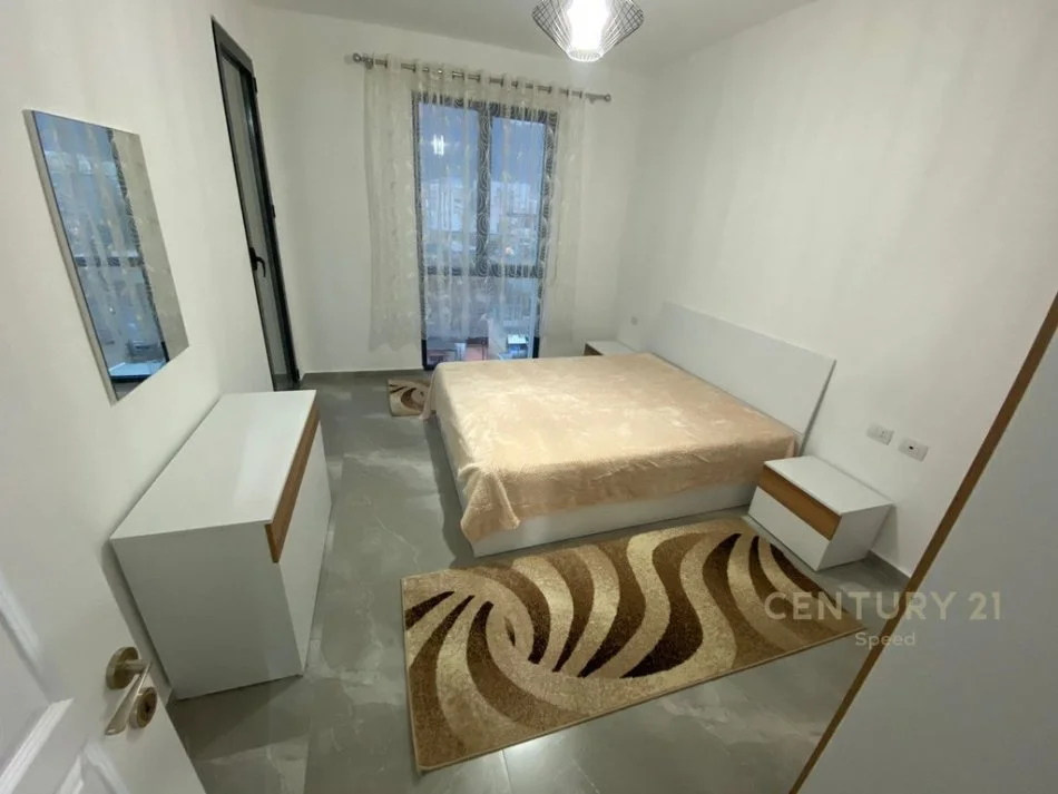 Tirane, jepet me qera apartament 1+1 Kati 4, 60 m² 450 € (Kompleksi ASL, pranë Shkollës së Bashkuar)