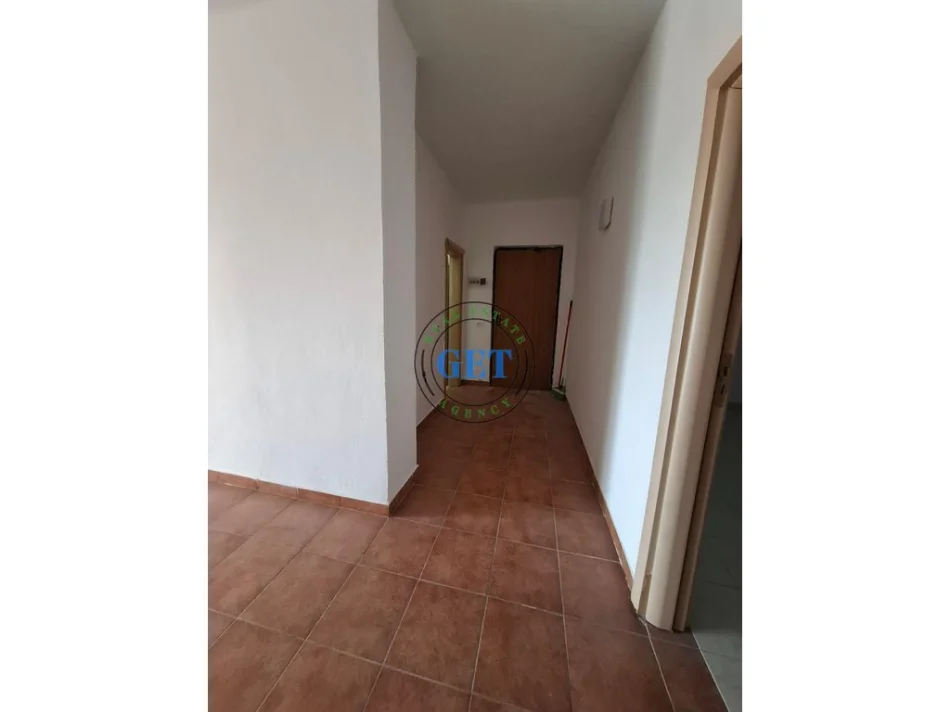 Durres, shitet apartament 2+1 Kati 9, 100 m² 85.000 € (pranë Shkollës “Bajram Curri)