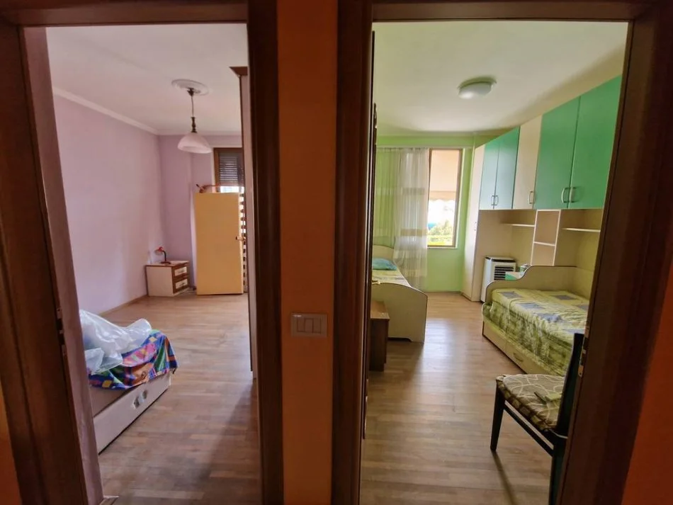 Tirane, jepet me qera apartament 2+1 Kati 8, 95 m² 750 € (QENDER)