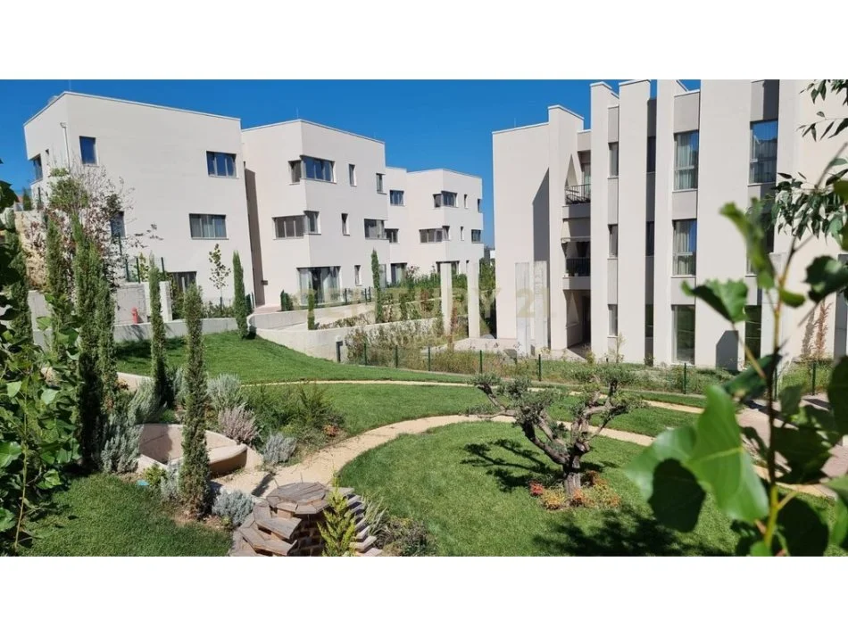 Tirane, shitet apartament 3+1 , 410 m² 1.550.000 € 