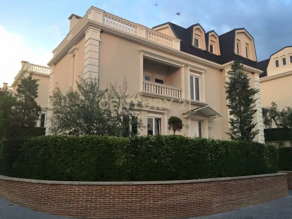 Tirane, jepet me qera Vile 3 Katshe Kati 0, 358 m² 2.600 € (Neom123641)