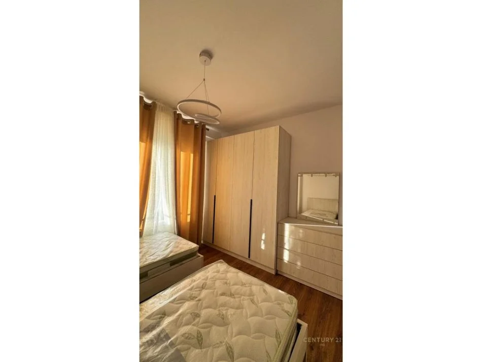 Tirane, jepet me qera apartament 2+1 , 86 m² 600 € (në zonën e Selitës)