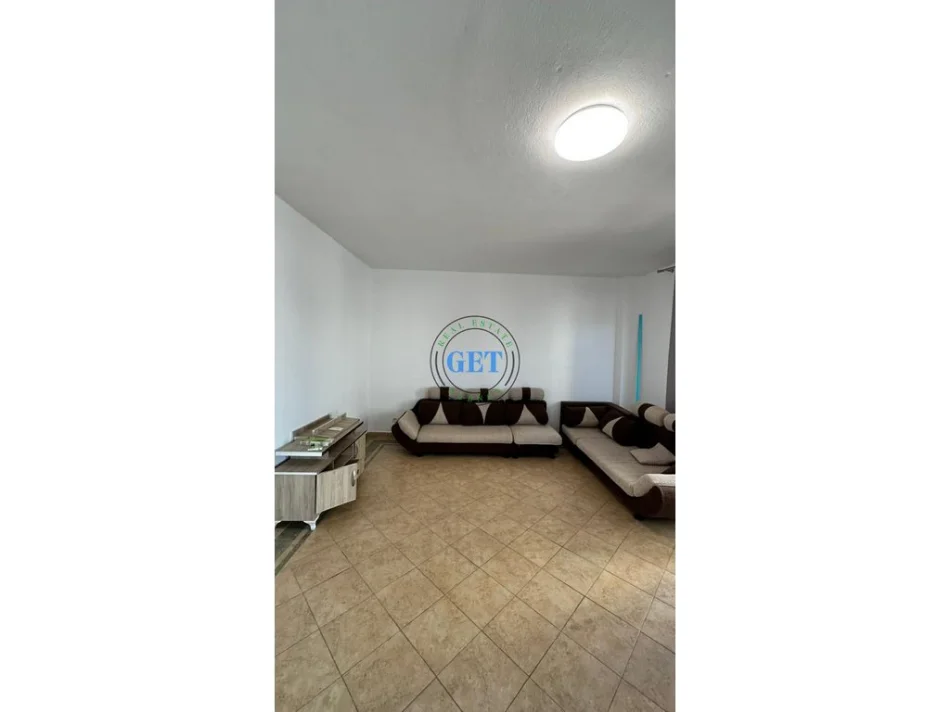 Durres, jepet me qera apartament 2+1 Kati 1, 75 m² 350 € (Galaktiku)