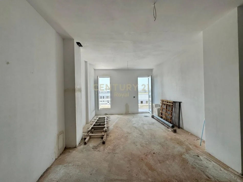 Tirane, shitet apartament 2+1+Ballkon Kati 8, 110 m² 110.000 € (univers city)