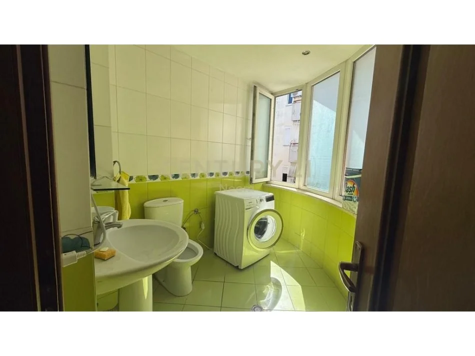 Tirane, shitet apartament 2+1+Aneks+Ballkon Kati 4, 125 m² (Neom124222)