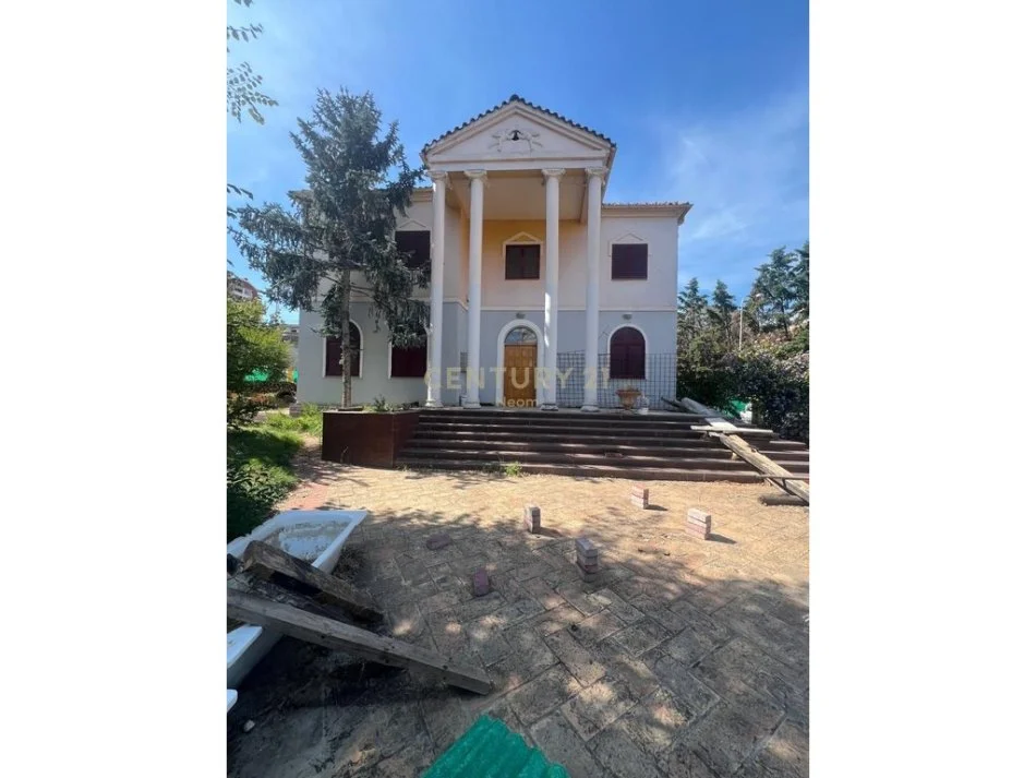 Tirane, jepet me qera Vile 2 Katshe Kati 0, 1.005 m² 7.000 € (Neom124225)