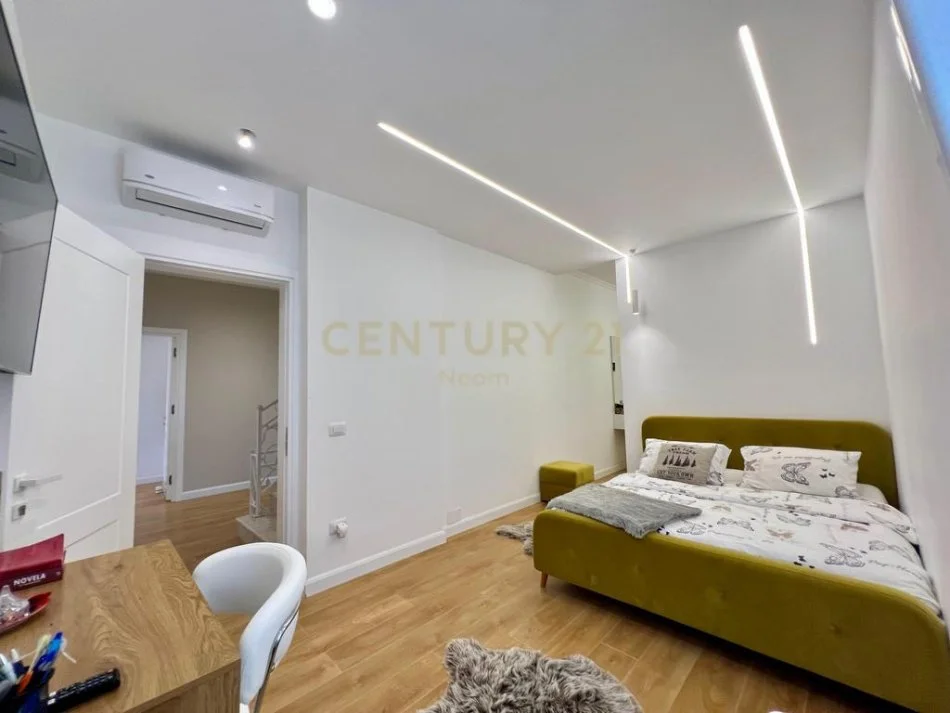 Tirane, shitet Vile 3 Katshe Kati 0, 1.400 m² 650.000 € (Neom124227)