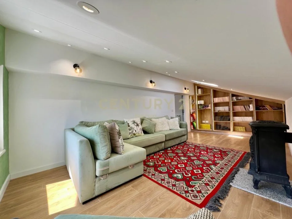 Tirane, shitet Vile 3 Katshe Kati 0, 1.400 m² 650.000 € (Neom124227)